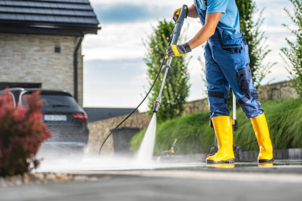 Why Choose Our Certified Pressure Washing Experts for Your Project Needs in Mechanicsville, VA?